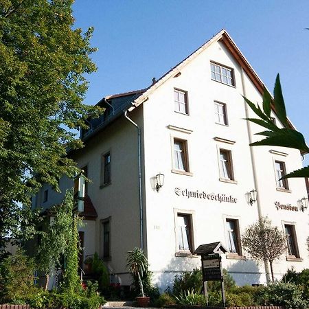 Pension Schmiedeschaenke Дрезден Экстерьер фото